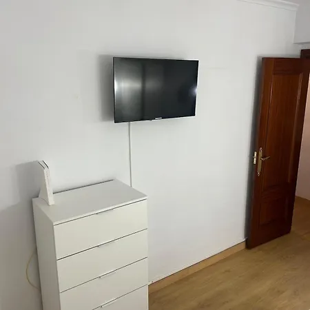 Piso 4 Apartment *